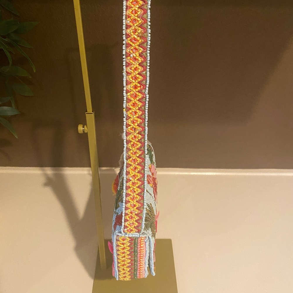 Viral TikTok Beaded Bag Hawaiian - Picture 5 of 5